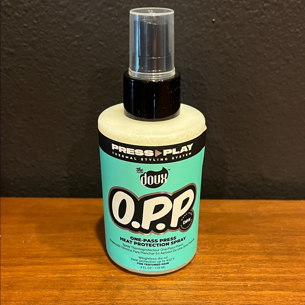 The doux O.P.P. Heat Protection Spray